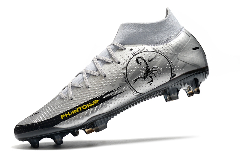 scorpion nike cleats